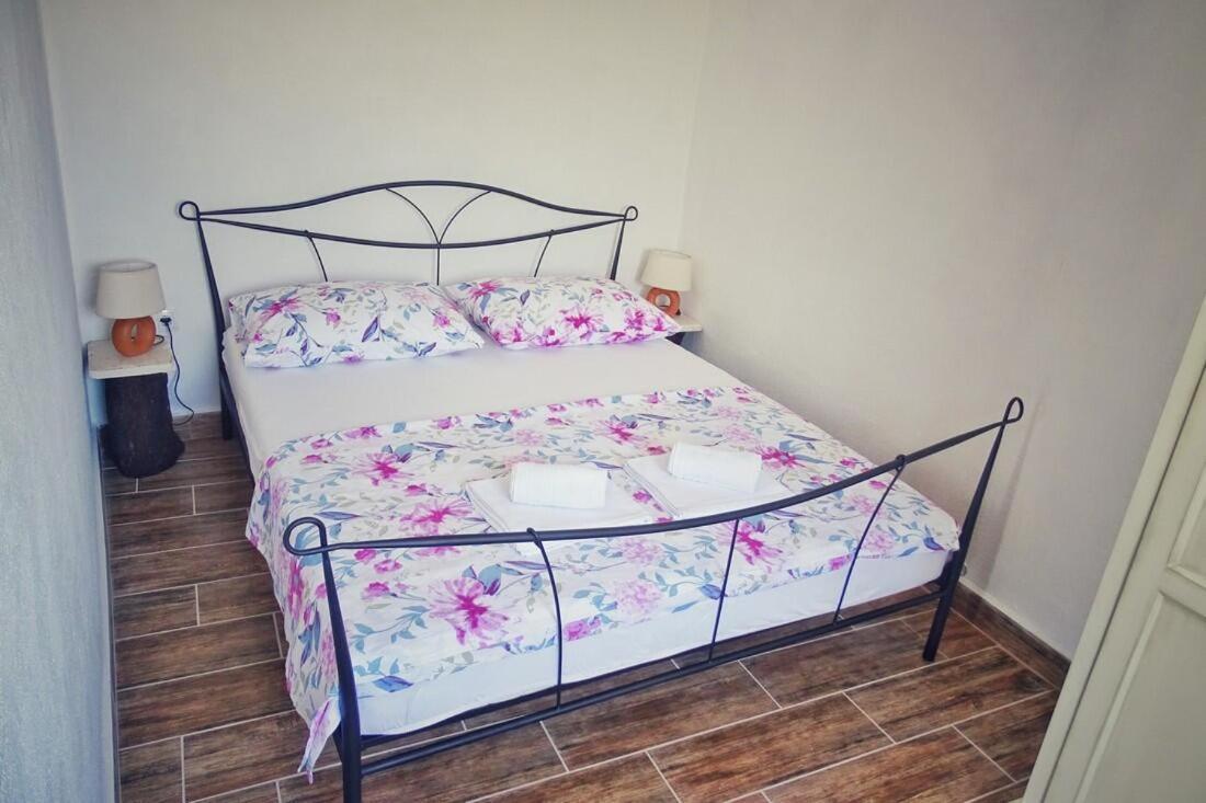 Secluded Holiday House Povlja, Brac - 14500 Екстер'єр фото